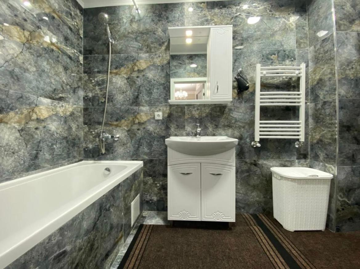 Apartamento Luxury Oasis Flat Chisináu Exterior foto