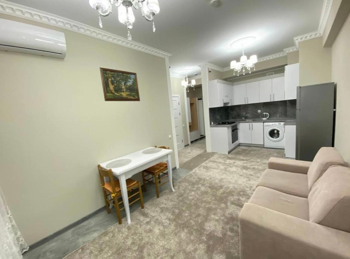 Apartamento Luxury Oasis Flat Chisináu Exterior foto